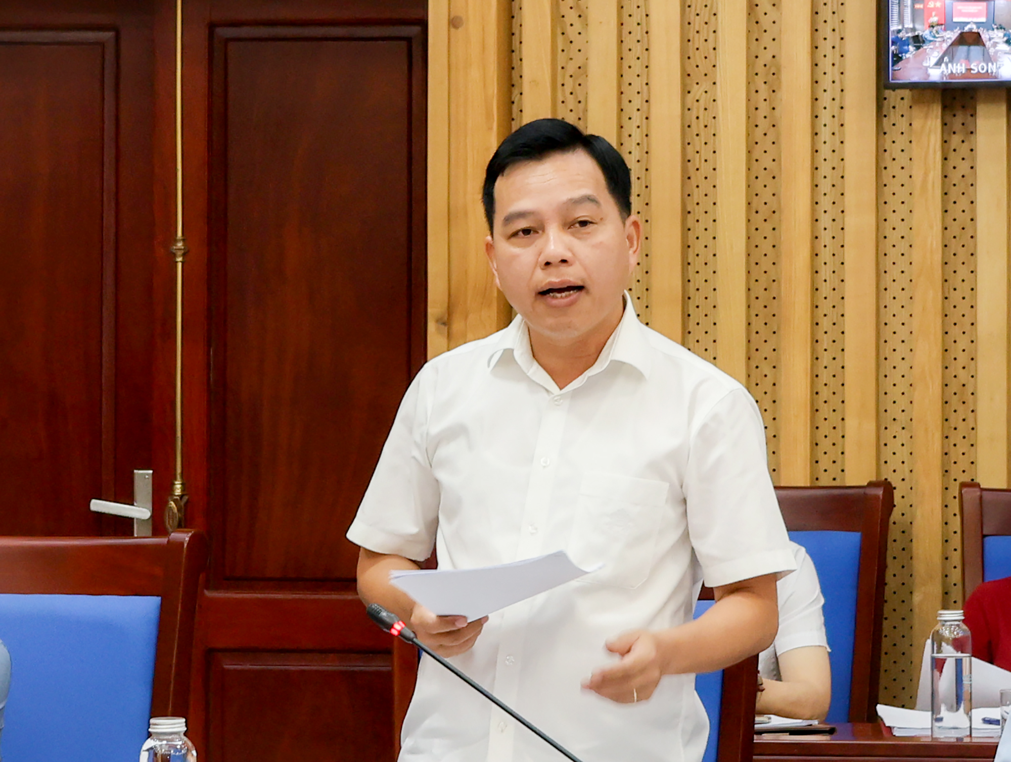 Anh-tin-bai